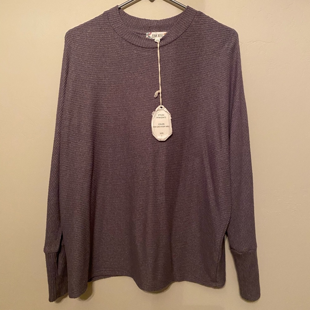 Flowy arm long sleeve top